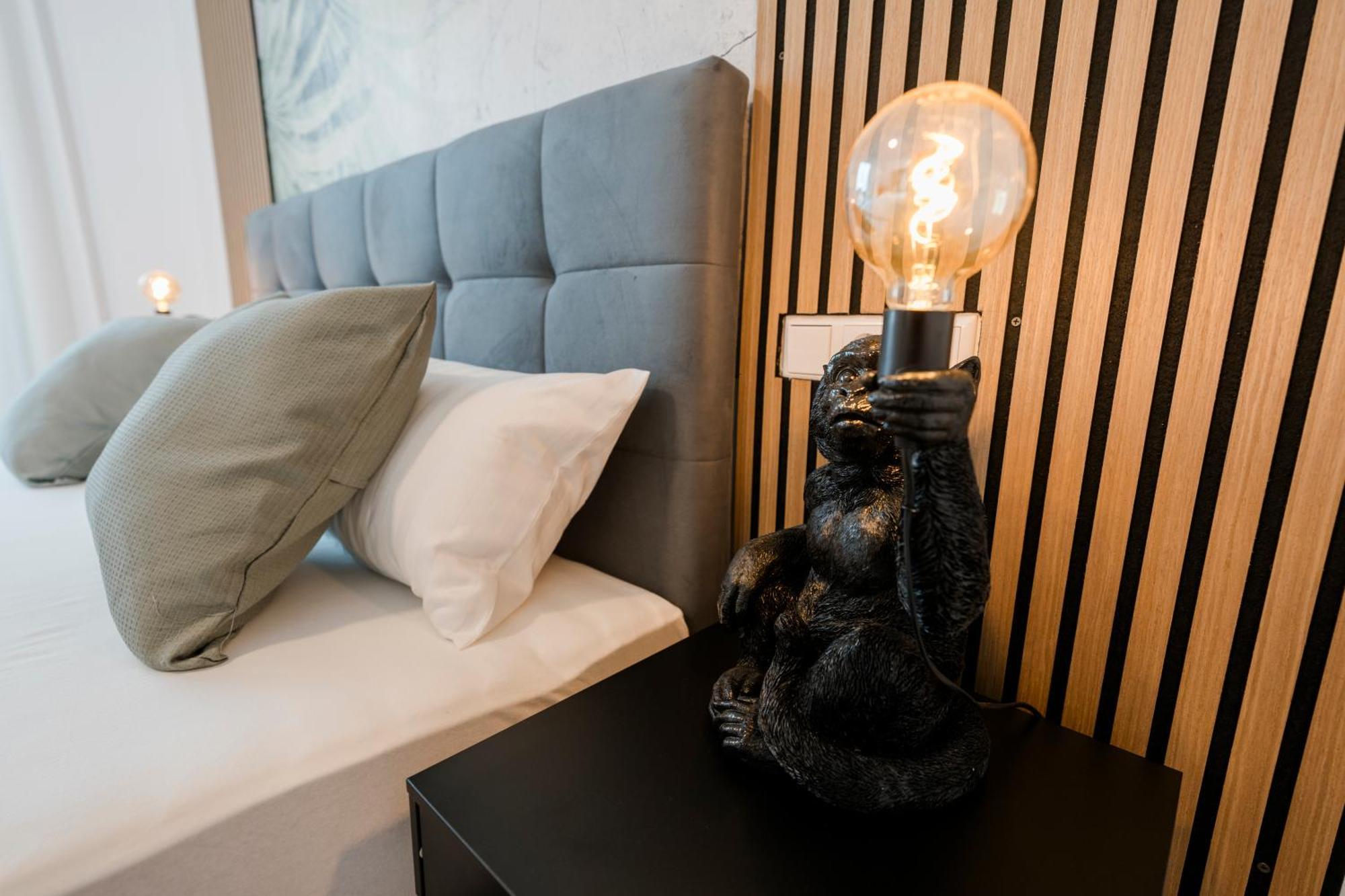 Kocasa-Apartments 02, Design, City-Center Boeblingen, Stellplatz, Balkon, Waipu-Tv Kültér fotó